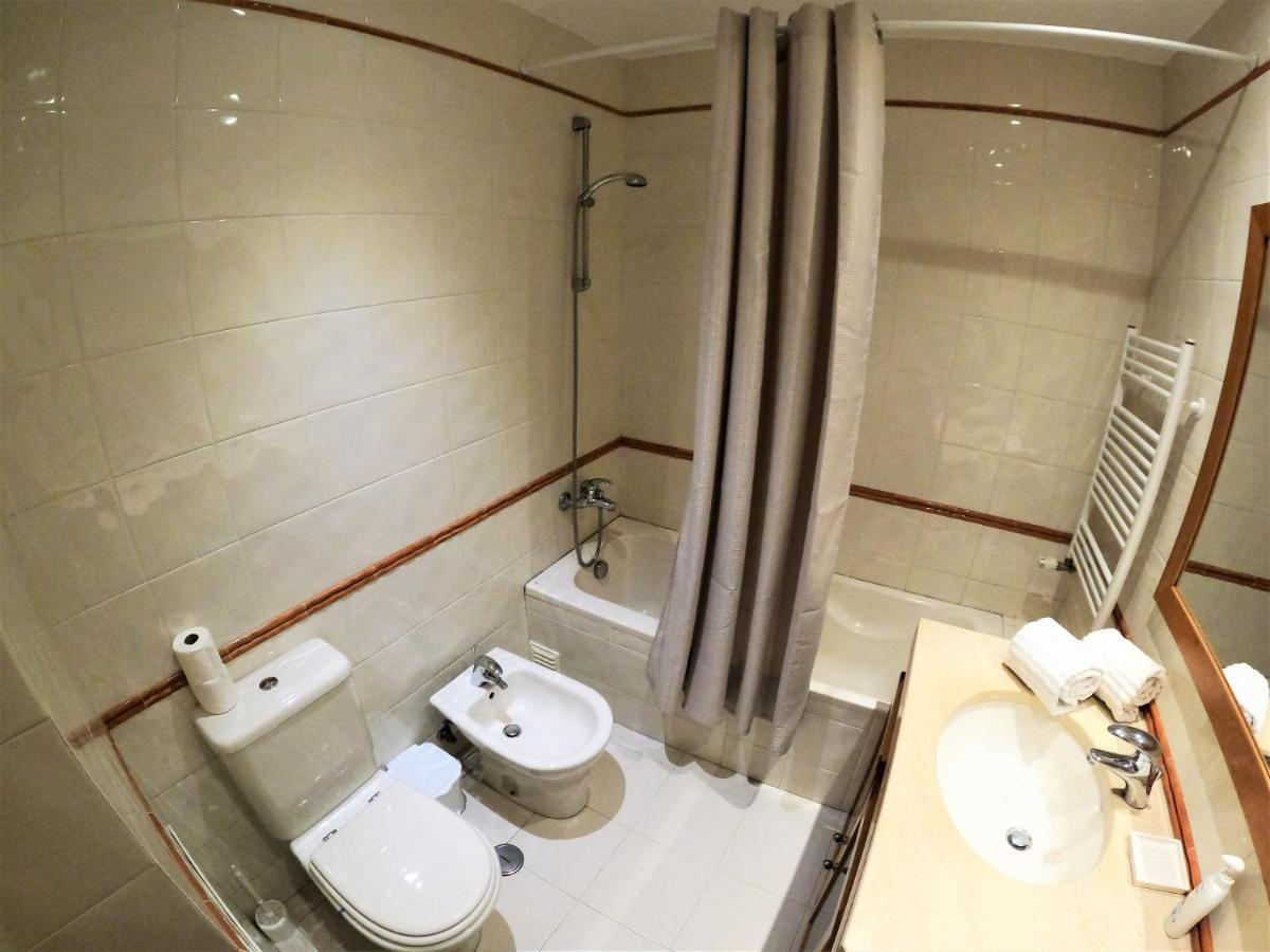 Lisbon 2 Bedroom Apartment With Balcony In Alges Luaran gambar