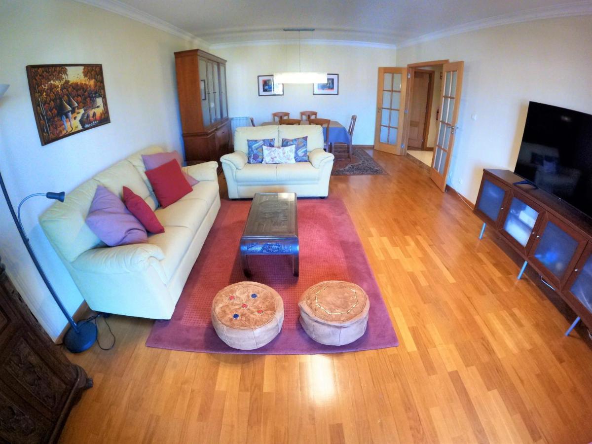 Lisbon 2 Bedroom Apartment With Balcony In Alges Luaran gambar