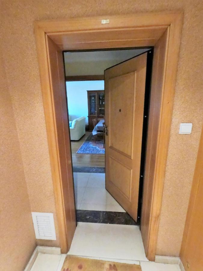 Lisbon 2 Bedroom Apartment With Balcony In Alges Luaran gambar